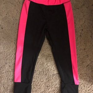 Capri workout pants